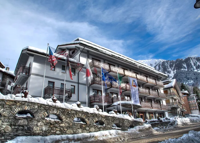 Cresta Et Duc Hotel